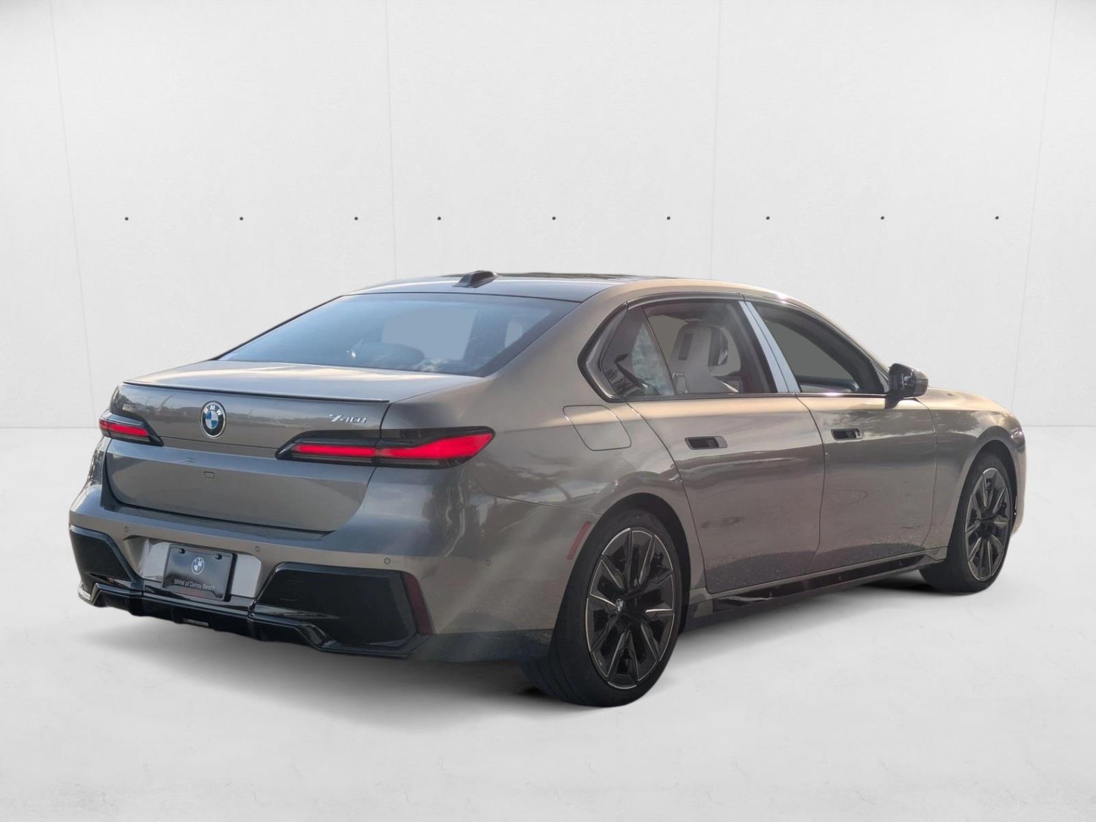 2025 Bmw 740i photo 2