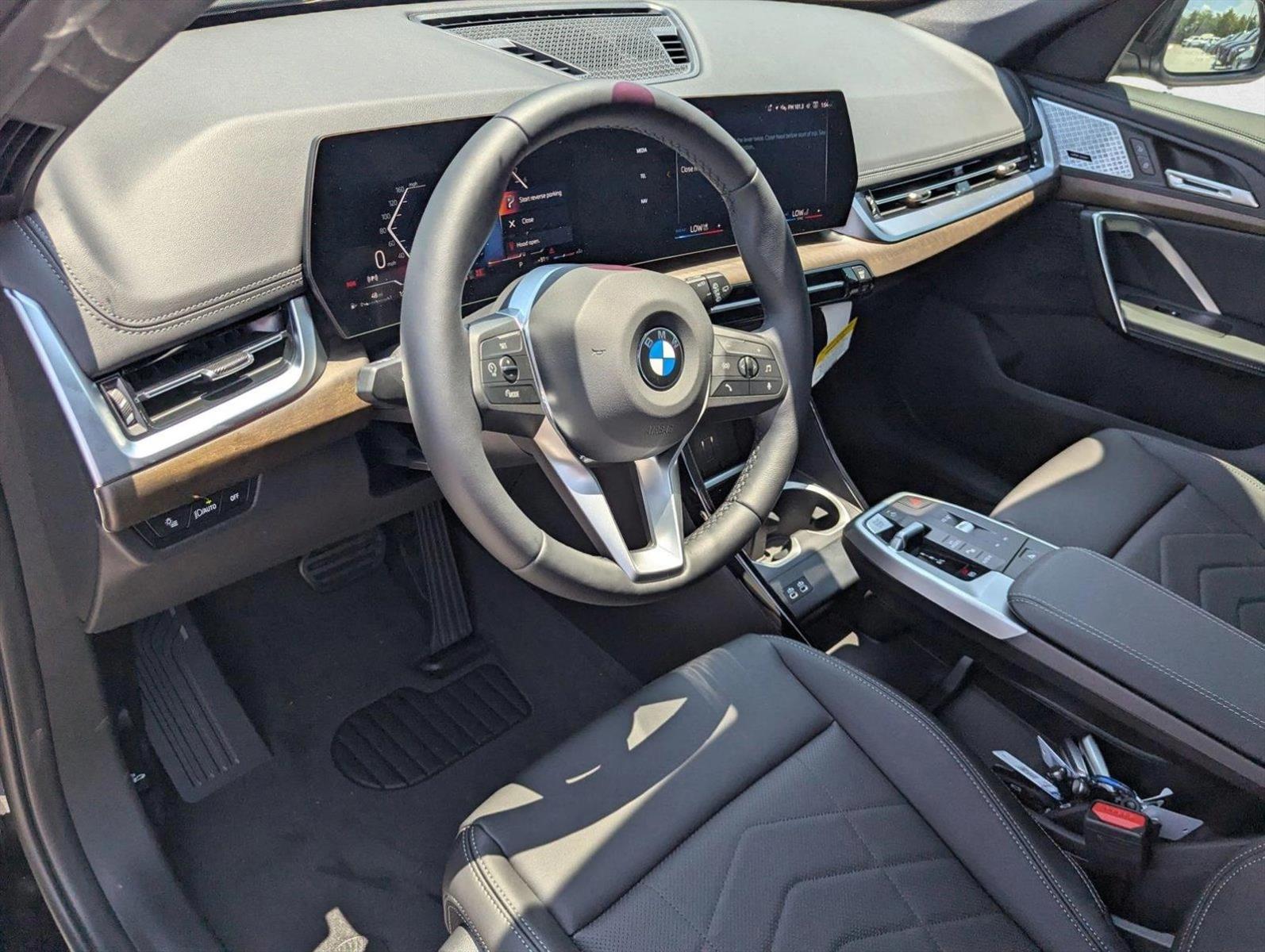 2025 Bmw X1 XDrive28i photo 3