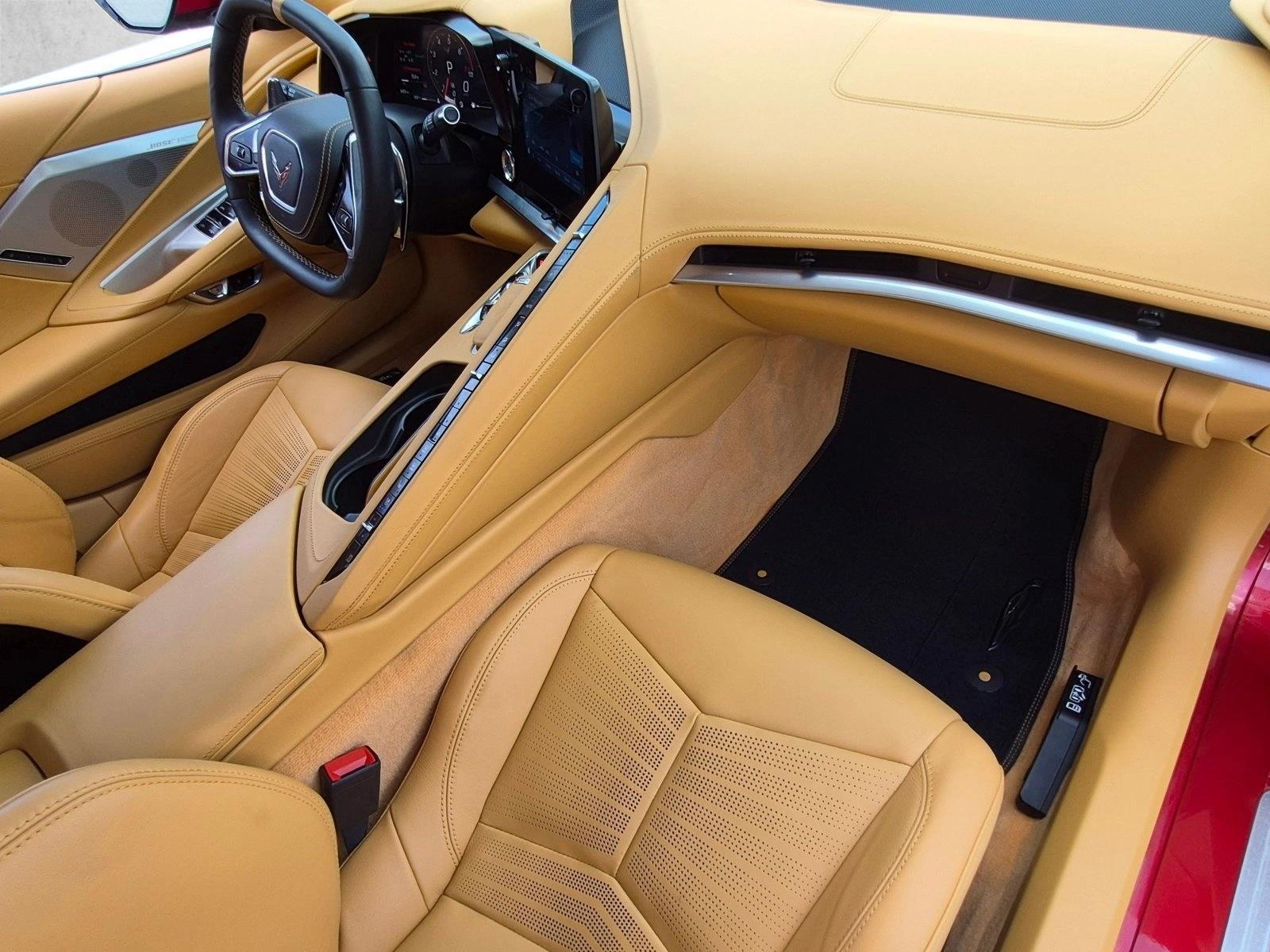 2024 Chevrolet Corvette 3LT - Photo 18