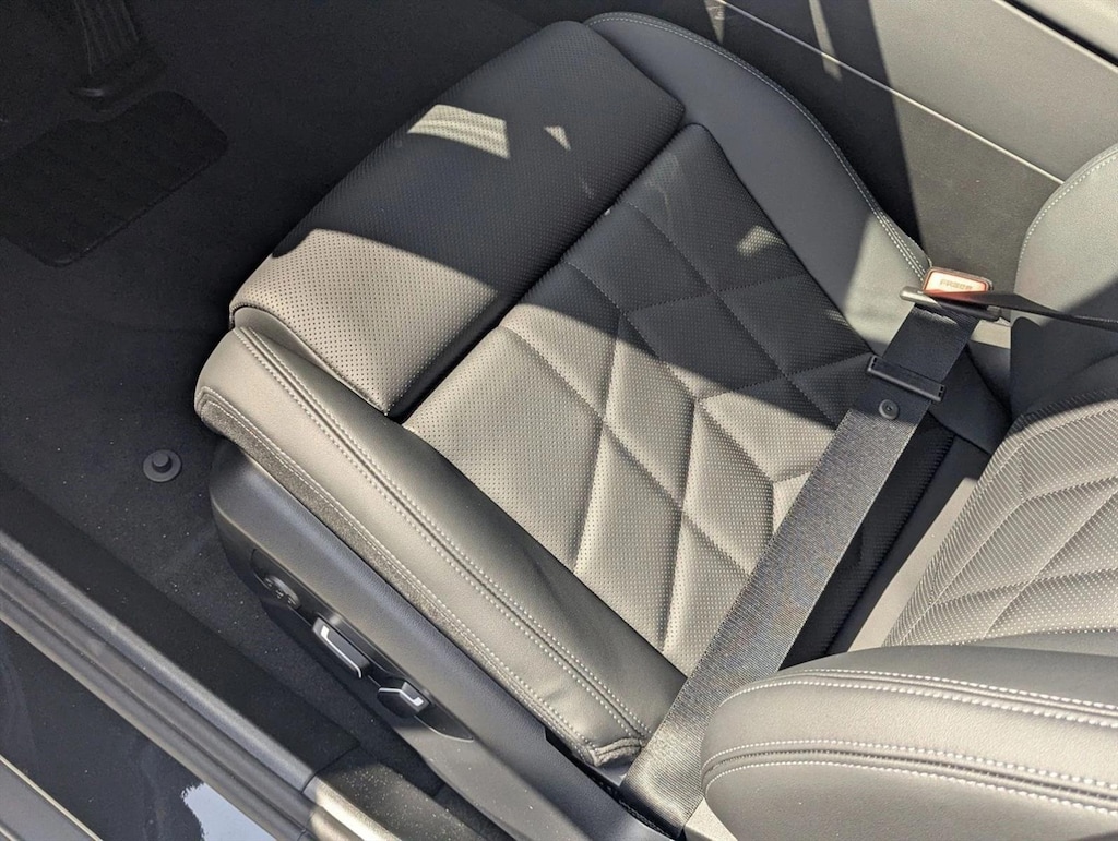 New 2026 BMW i5 eDrive40 Sedan