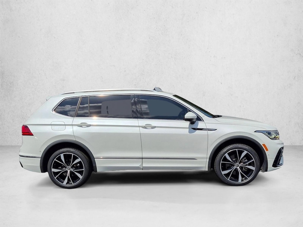 Used 2022 Volkswagen Tiguan 2.0T SEL R-Line SUV
