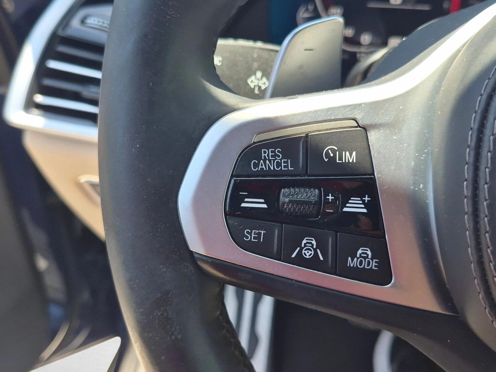 2021 BMW X5 M50i - Photo 12