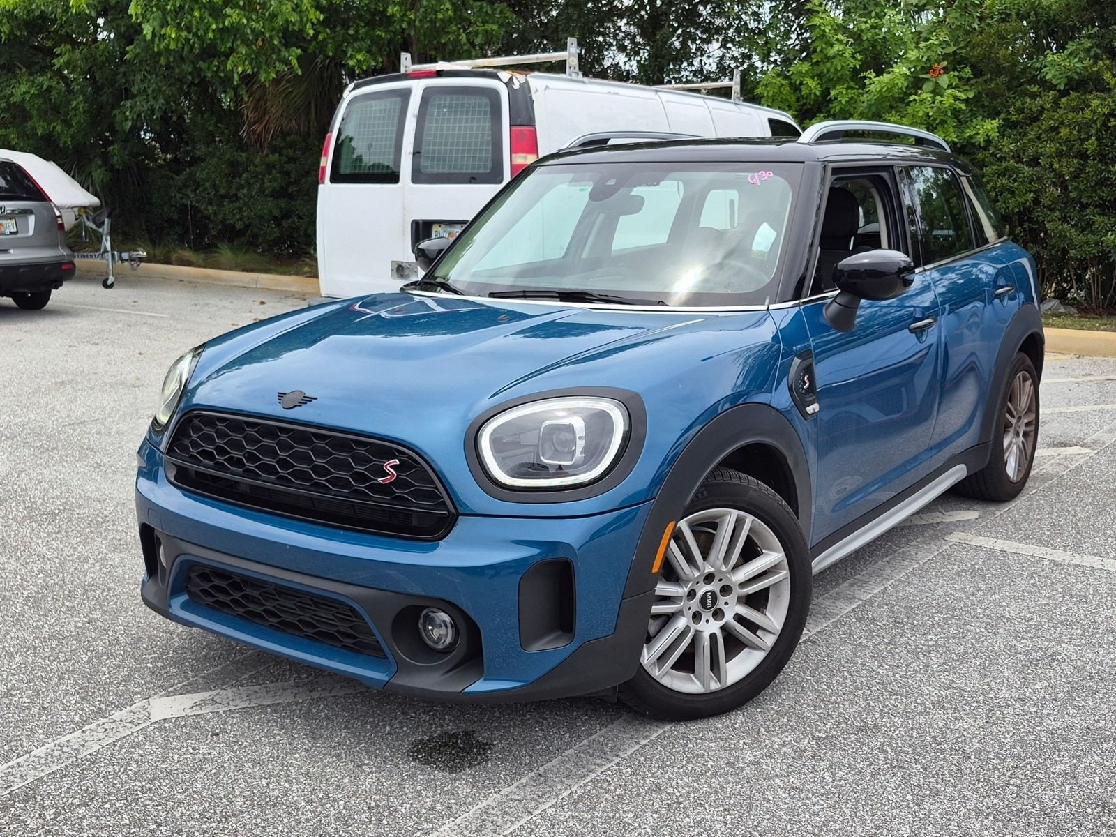 2023 MINI Countryman Cooper S's photo