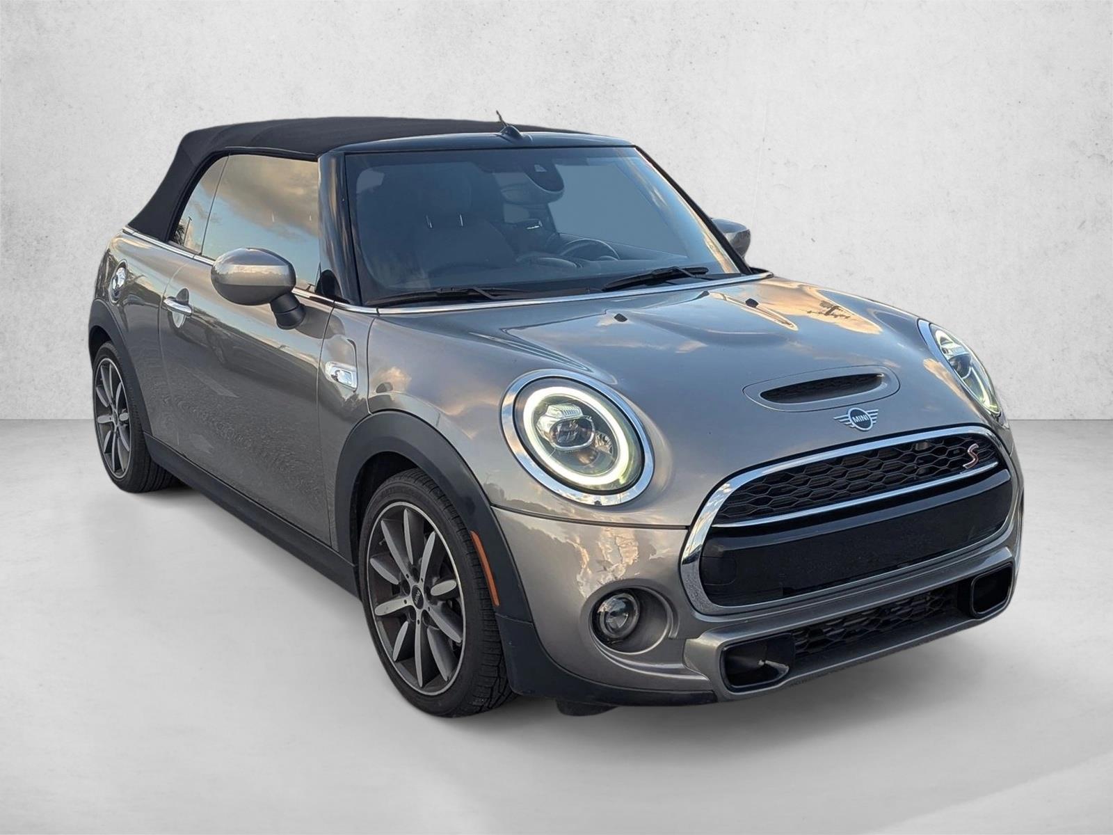 2020 Mini Cooper Convertible S photo 3