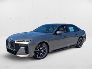 2025 BMW 740i