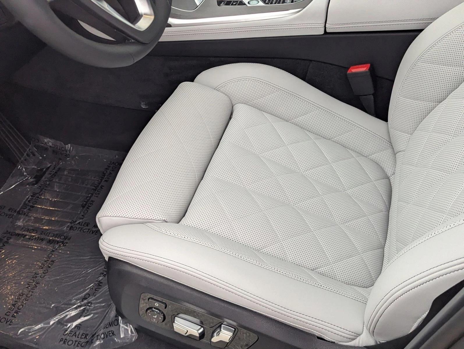 2026 Bmw X7 xDrive40i photo 2