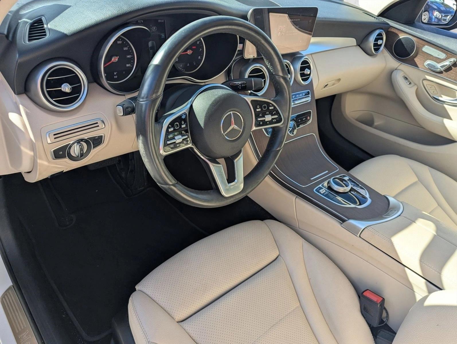 2020 Mercedes Benz C 300 4MATIC photo 4