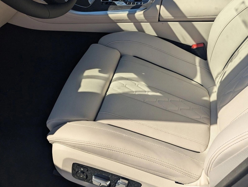 New 2026 BMW X5 xDrive40i SUV