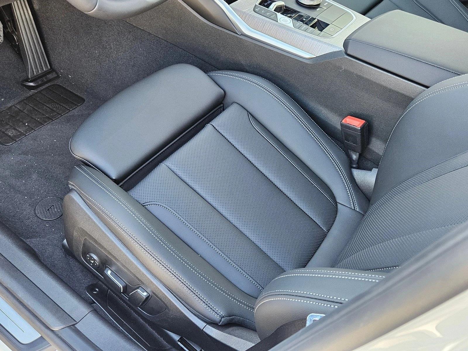 2025 Bmw 330i photo 4