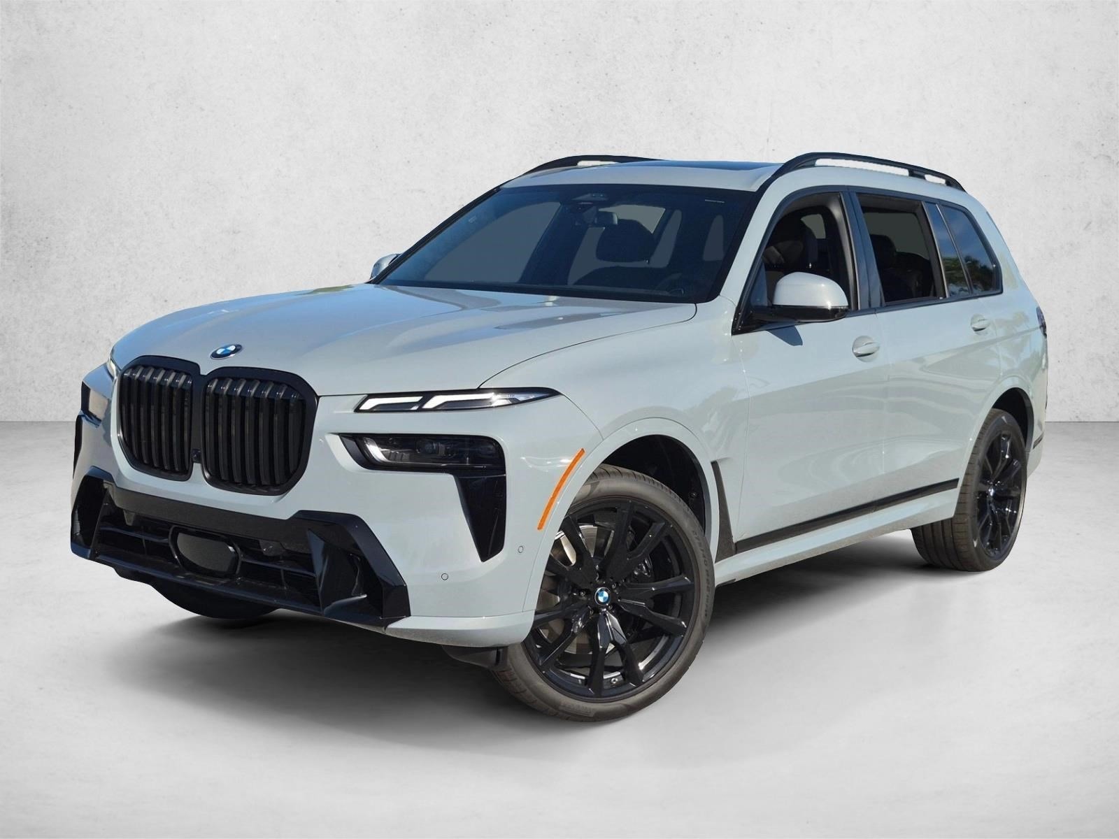2027 BMW X7