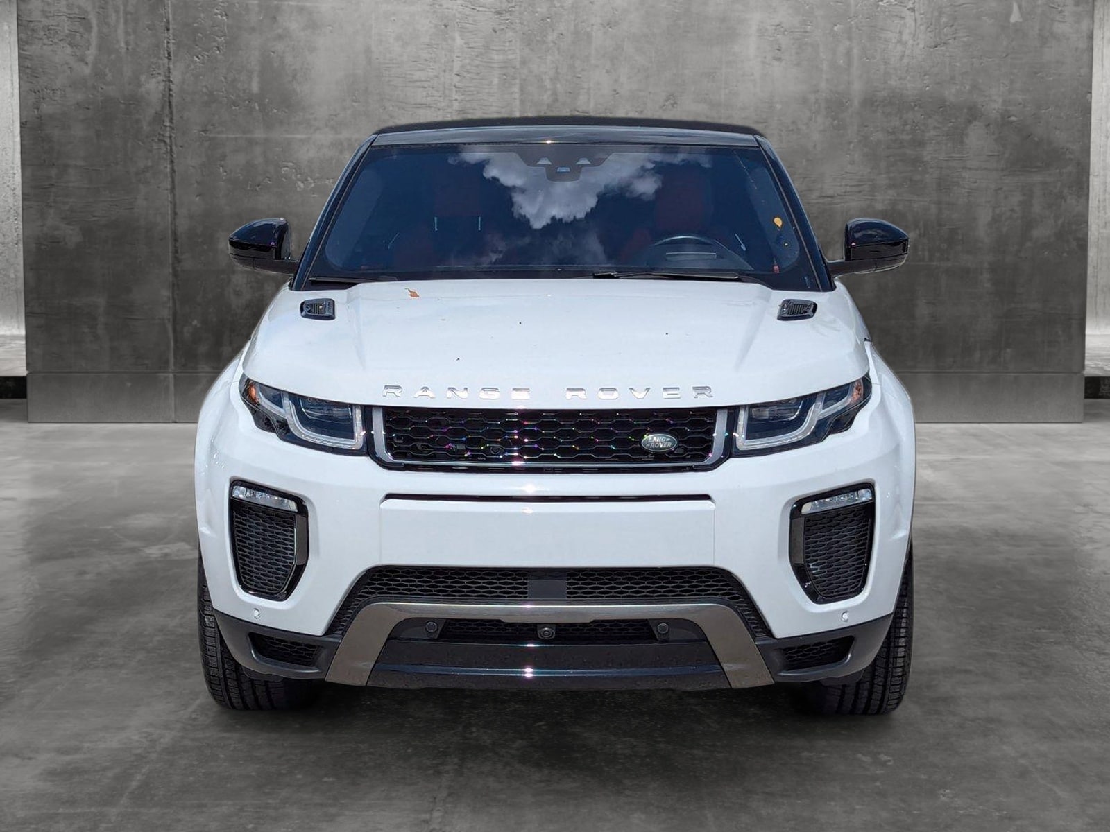 Used 2018 Land Rover Range Rover Evoque HSE Dynamic with VIN SALVD5RX8JH277868 for sale in Delray Beach, FL