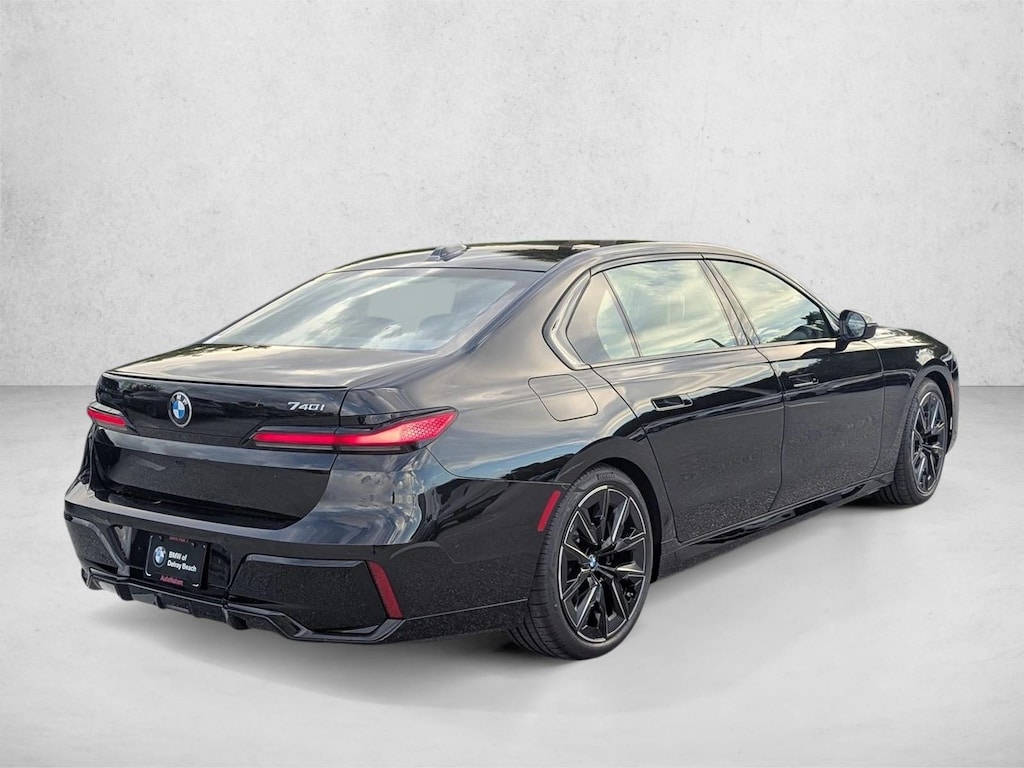 New 2026 BMW 740i Sedan