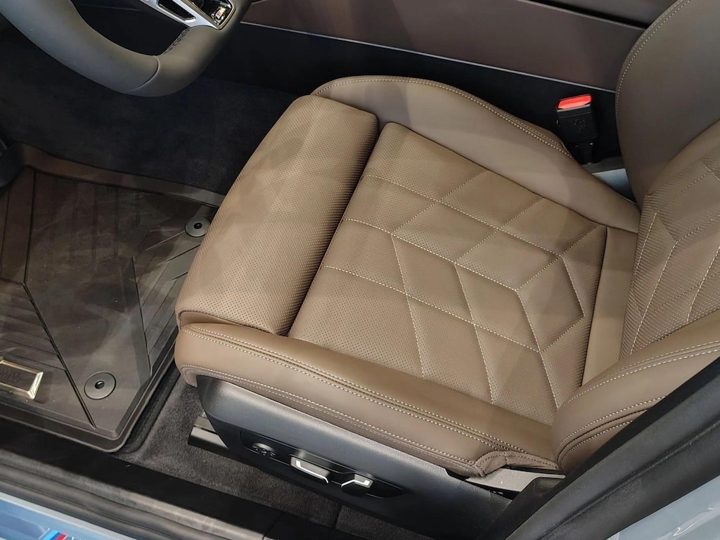 New 2027 BMW i5 xDrive40 Sedan