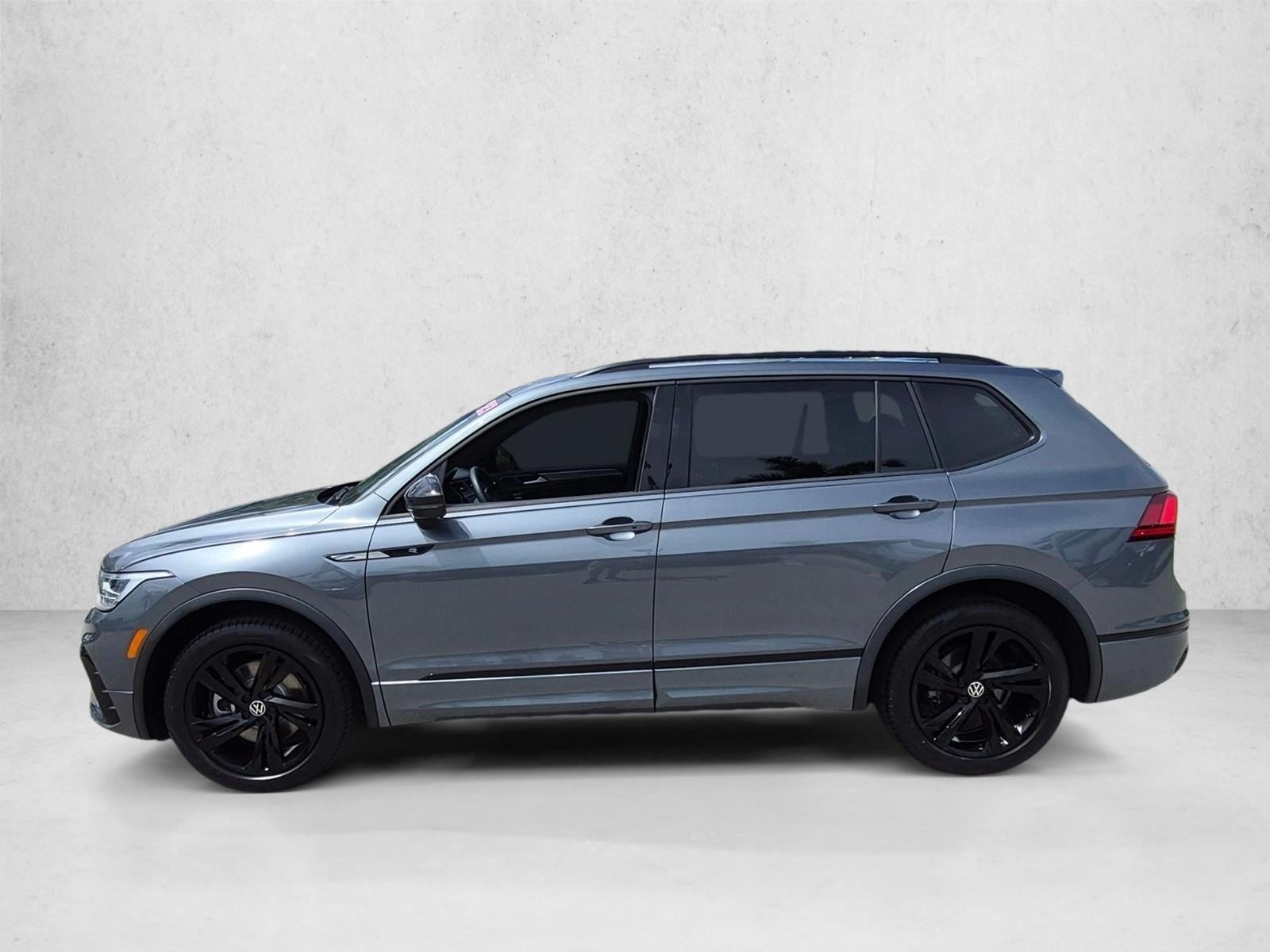 2023 Volkswagen Tiguan SE R-LINE BLACK - Photo 9
