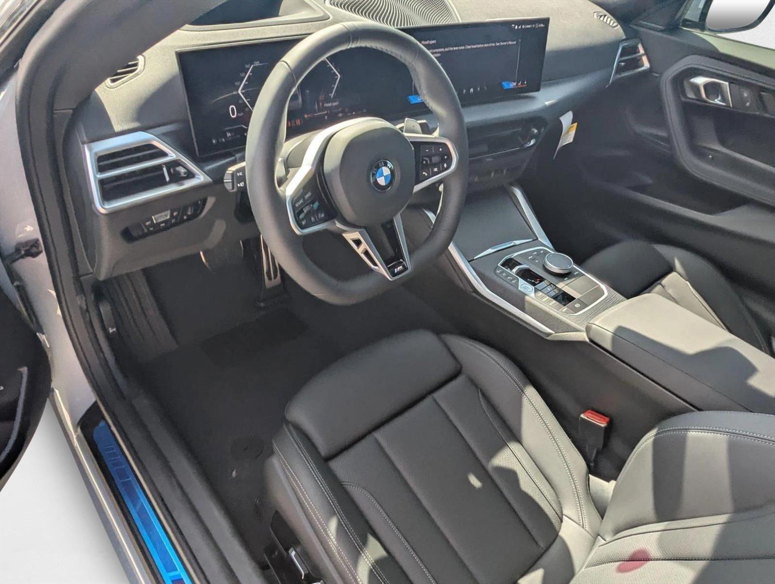 2025 Bmw 230i xDrive Coupe photo 2