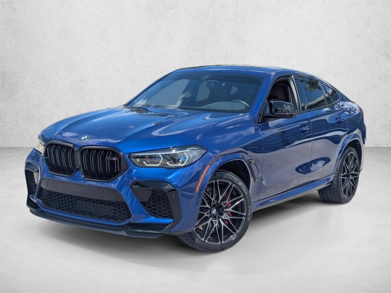 2022 BMW X6 M -'s photo