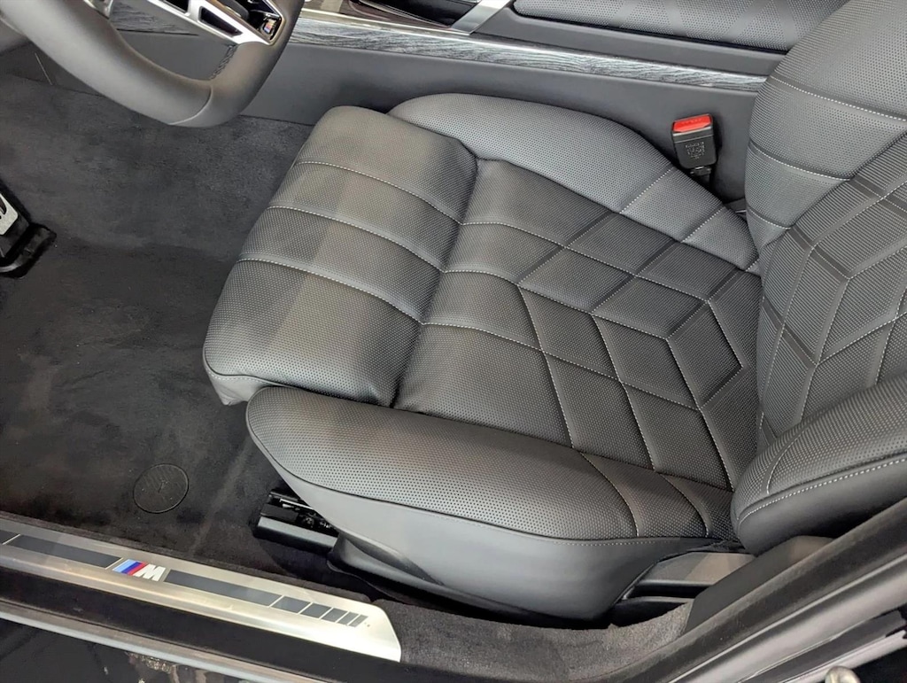 New 2026 BMW 760i xDrive Sedan