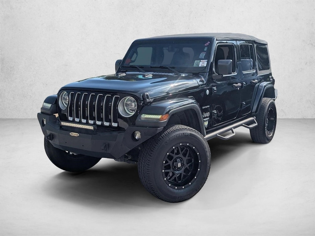 Used 2018 Jeep Wrangler Unlimited Sahara 4x4 SUV