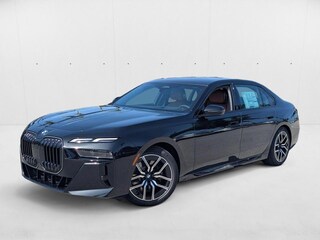 2025 BMW 740i