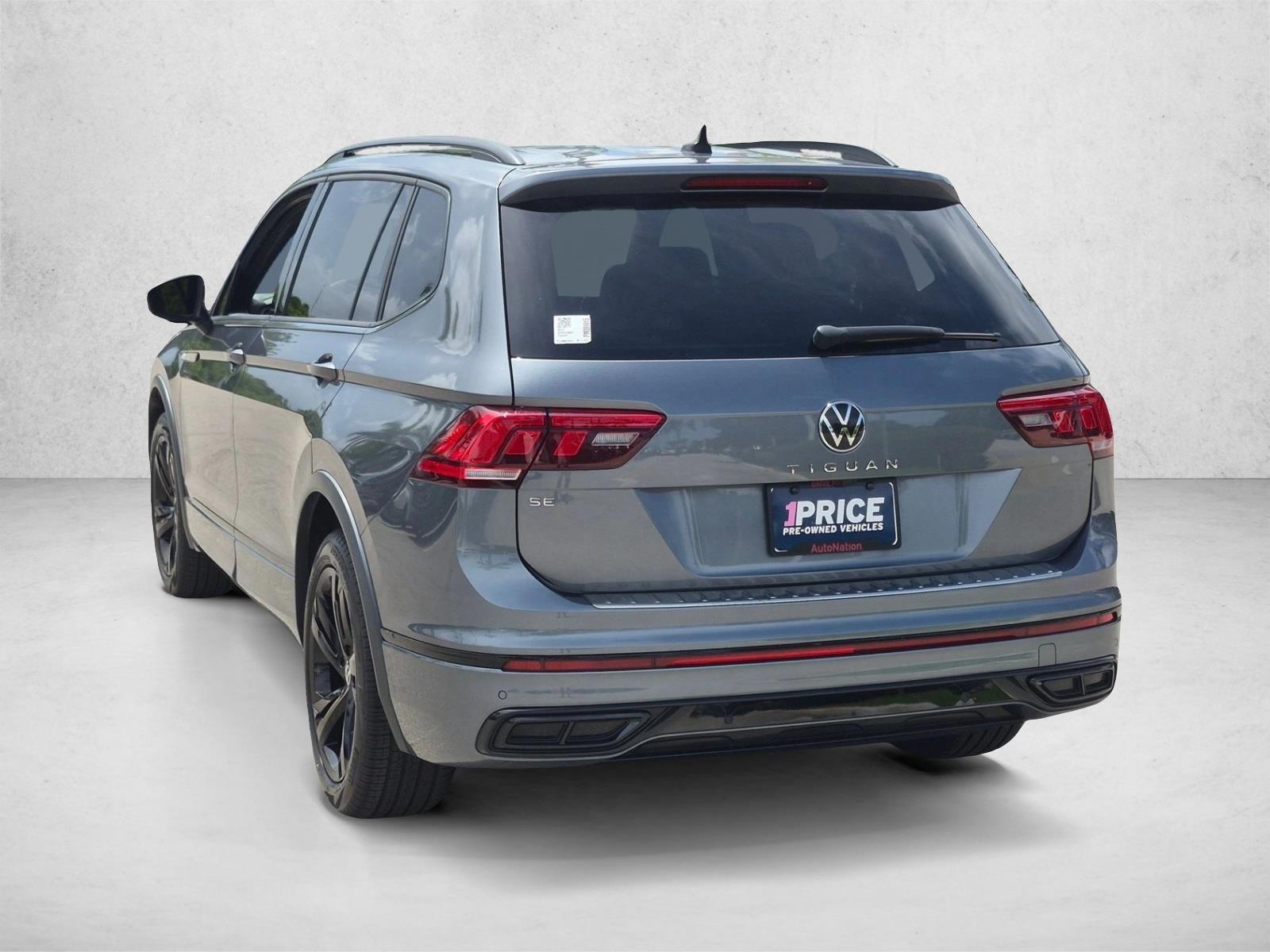 2023 Volkswagen Tiguan SE R-LINE BLACK - Photo 8