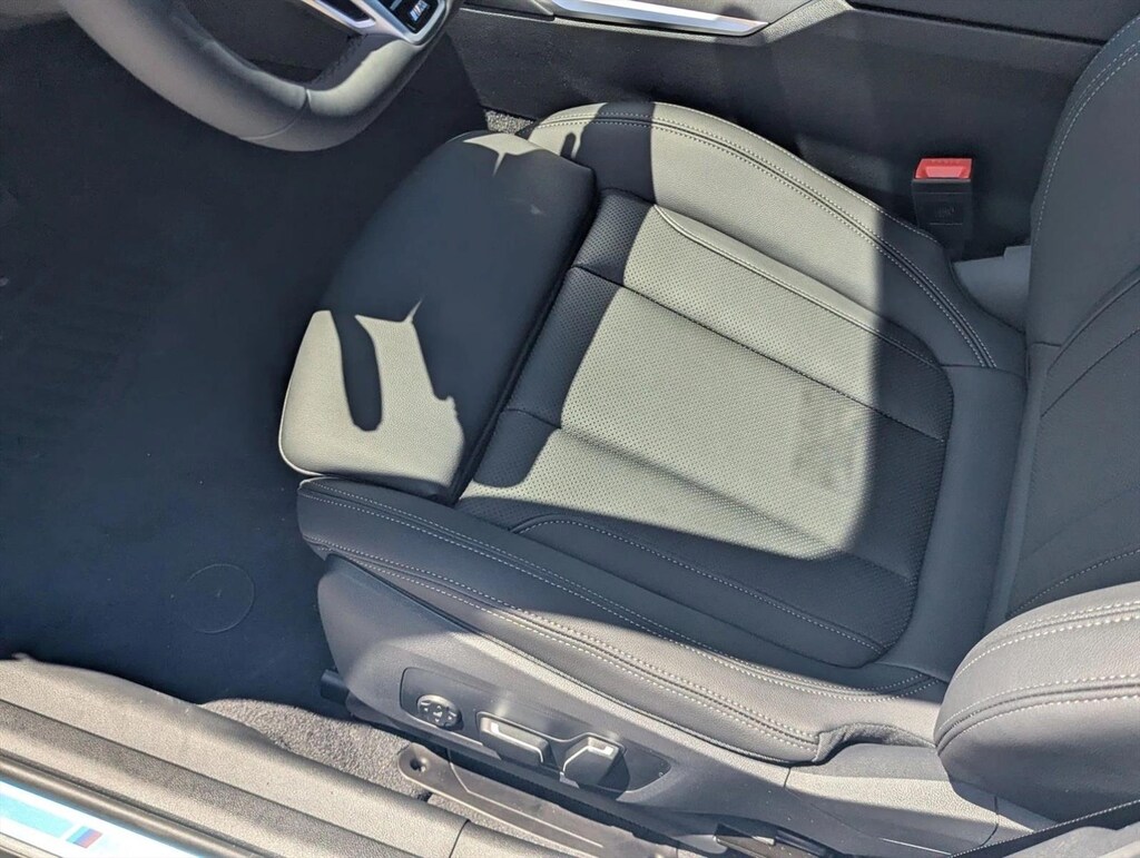 New 2026 BMW 330i Sedan