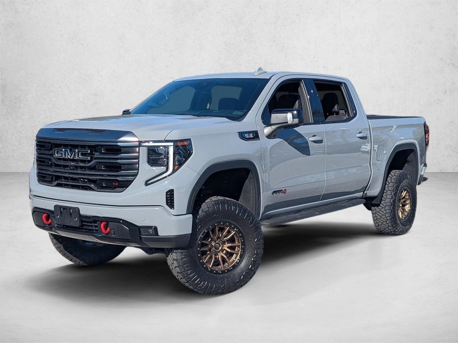 2024 GMC Sierra 1500 AT4's photo