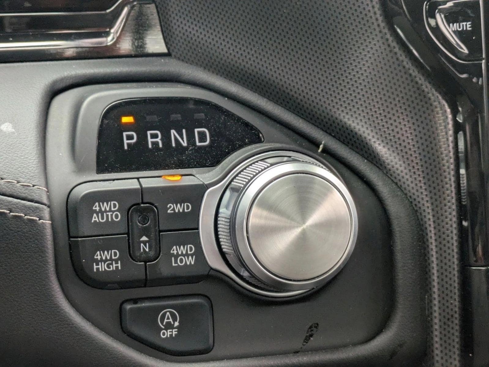 2025 RAM Ram 1500 Pickup Limited - Photo 11