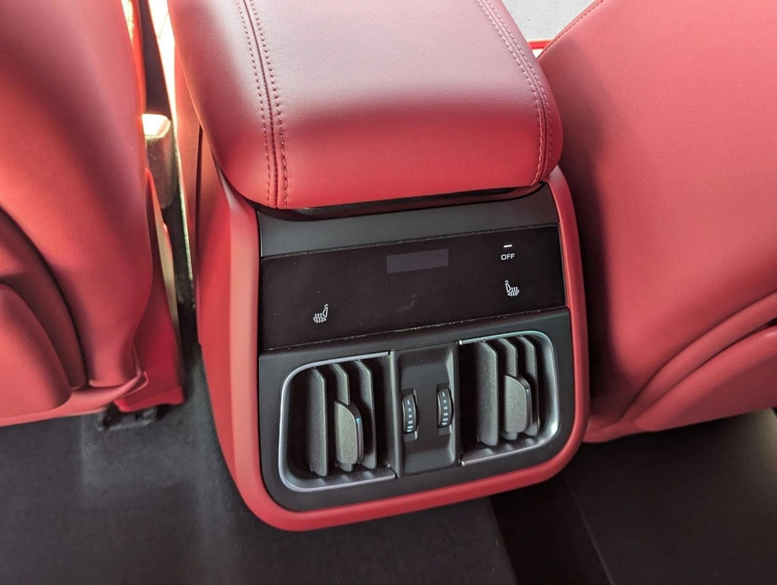 2025 Maserati Grecale MODENA - Photo 17
