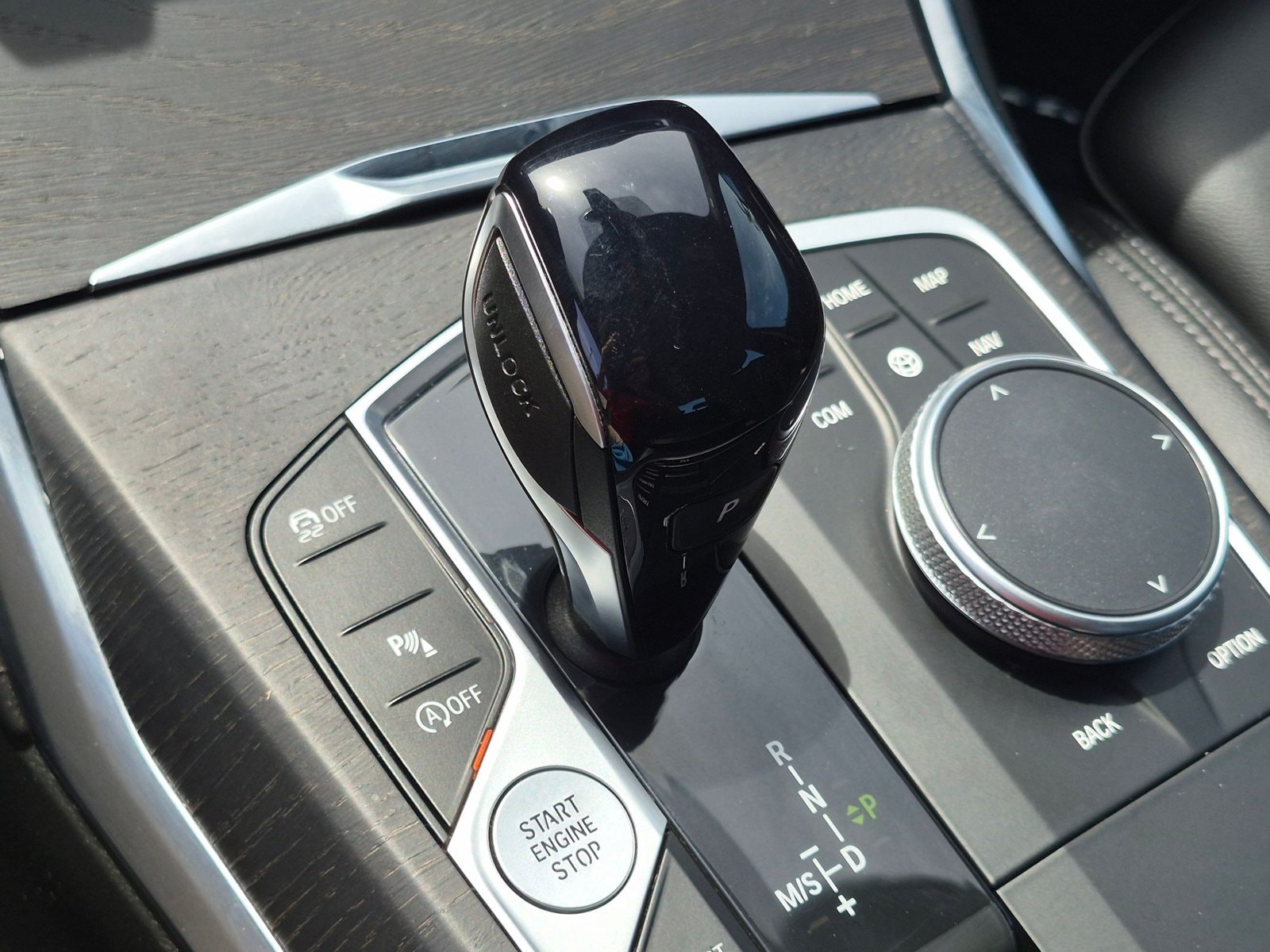 2022 BMW 3 Series 330i - Photo 12