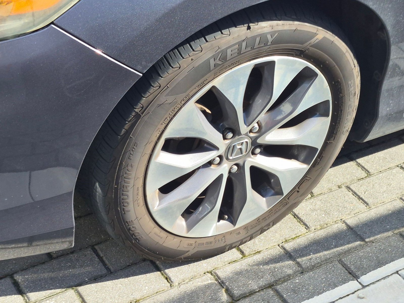 2013 Honda Accord EX-L - Photo 21