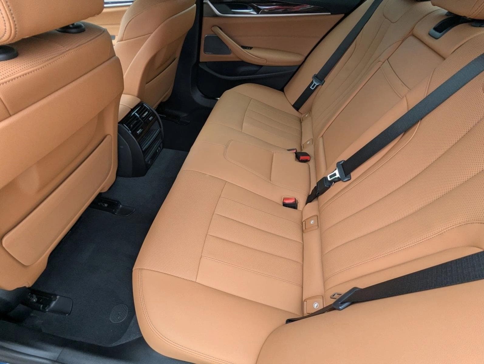 2023 BMW 5 Series 530i - Photo 20