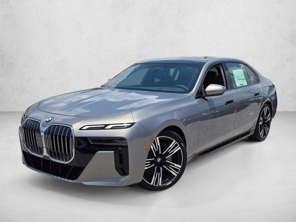 New 2026 BMW 740i xDrive Sedan
