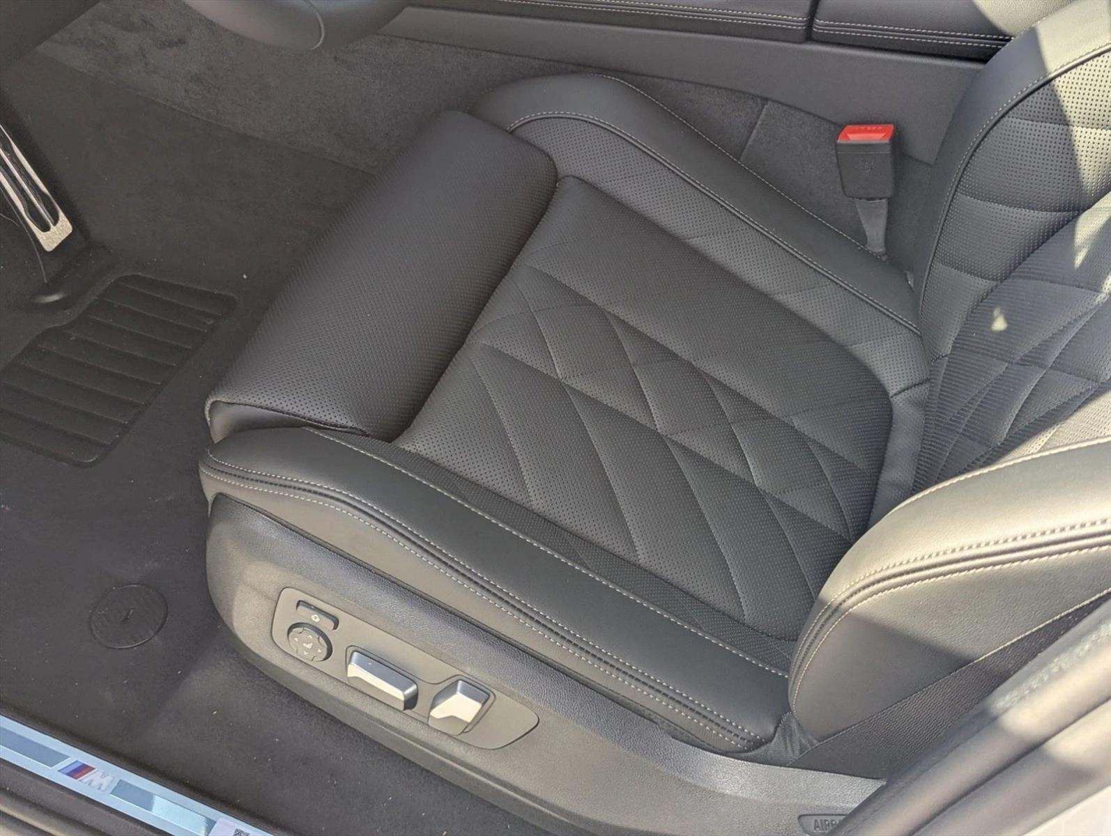 2026 Bmw X5 xDrive50e photo 4