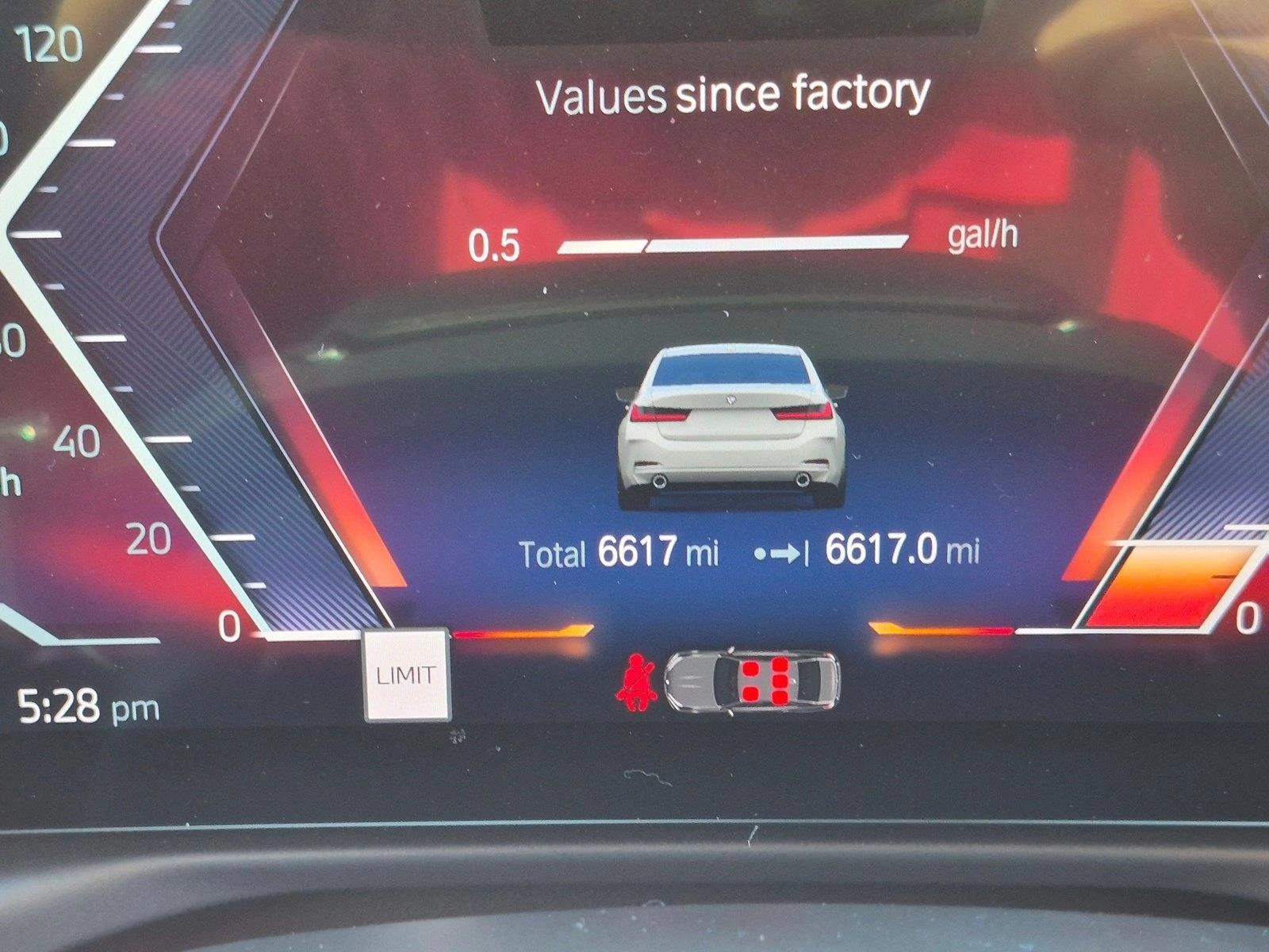 2024 BMW 3 Series 330i - Photo 11