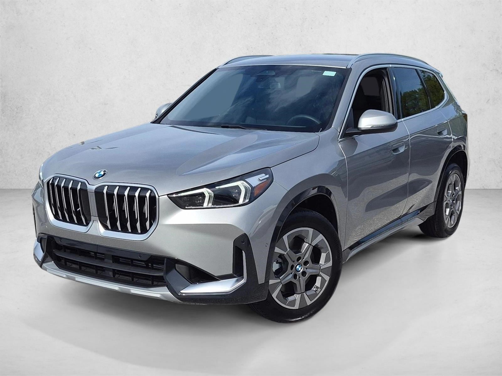 2027 X1 xDrive28i