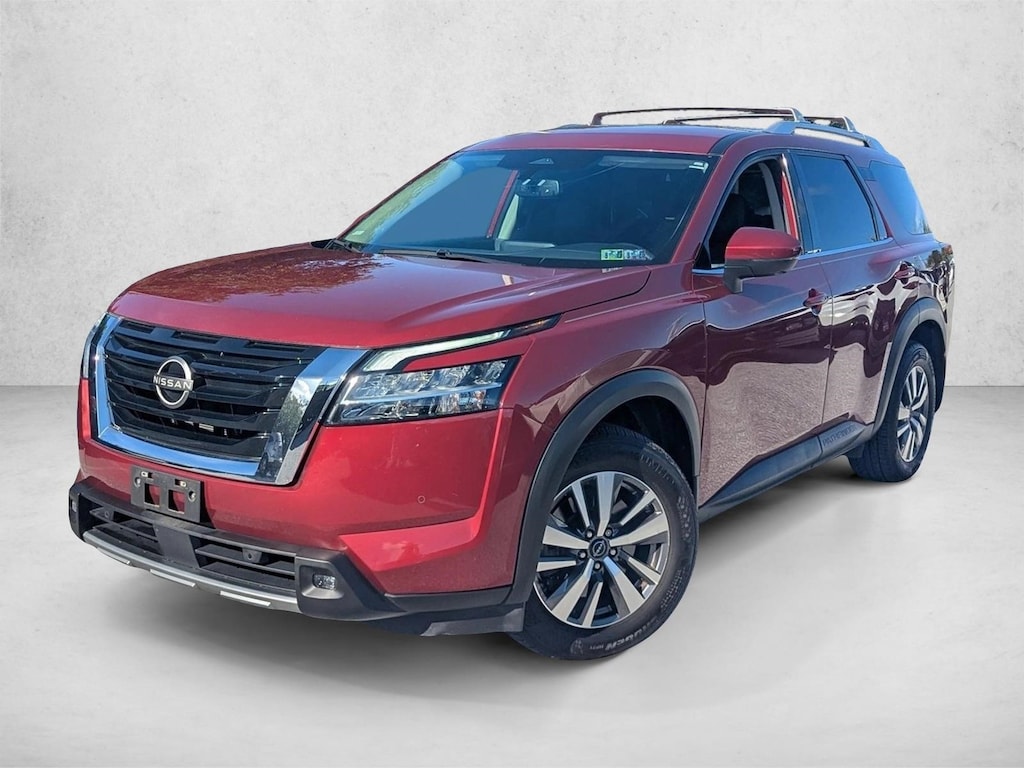Used 2022 Nissan Pathfinder SL SUV