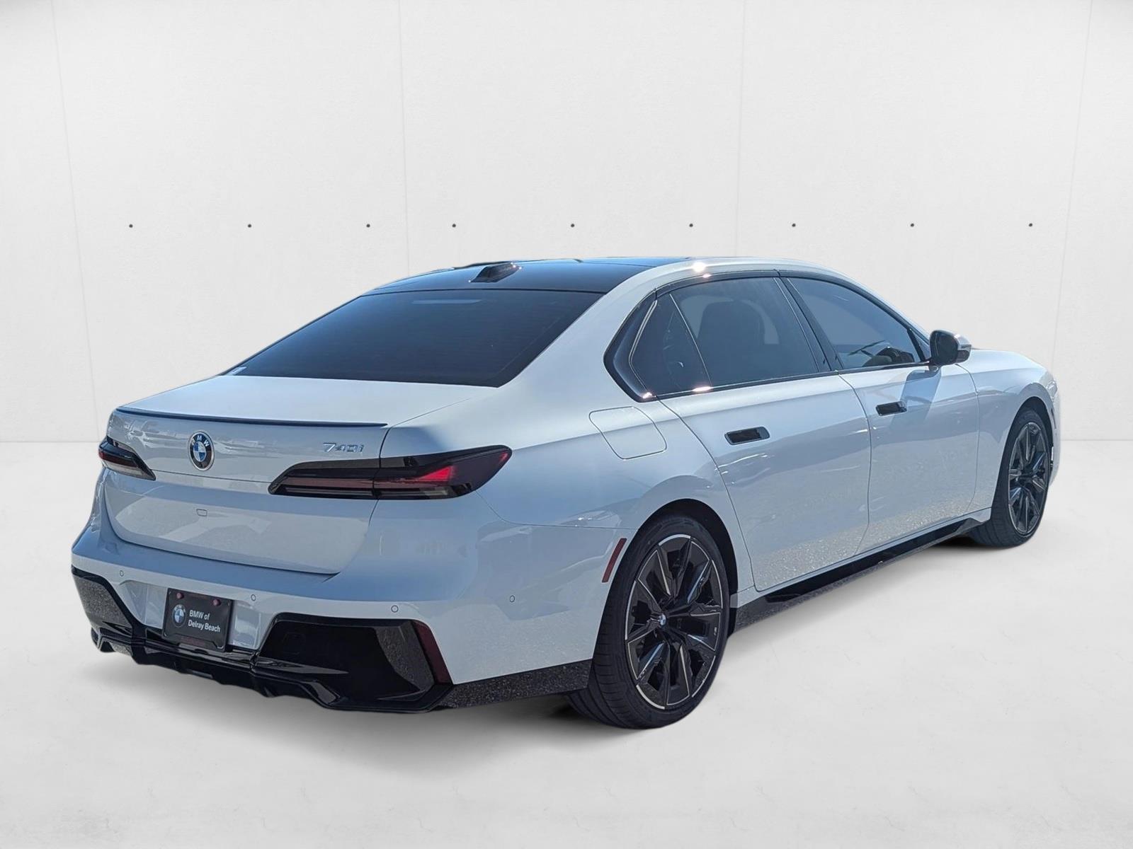2025 Bmw 740i photo 2