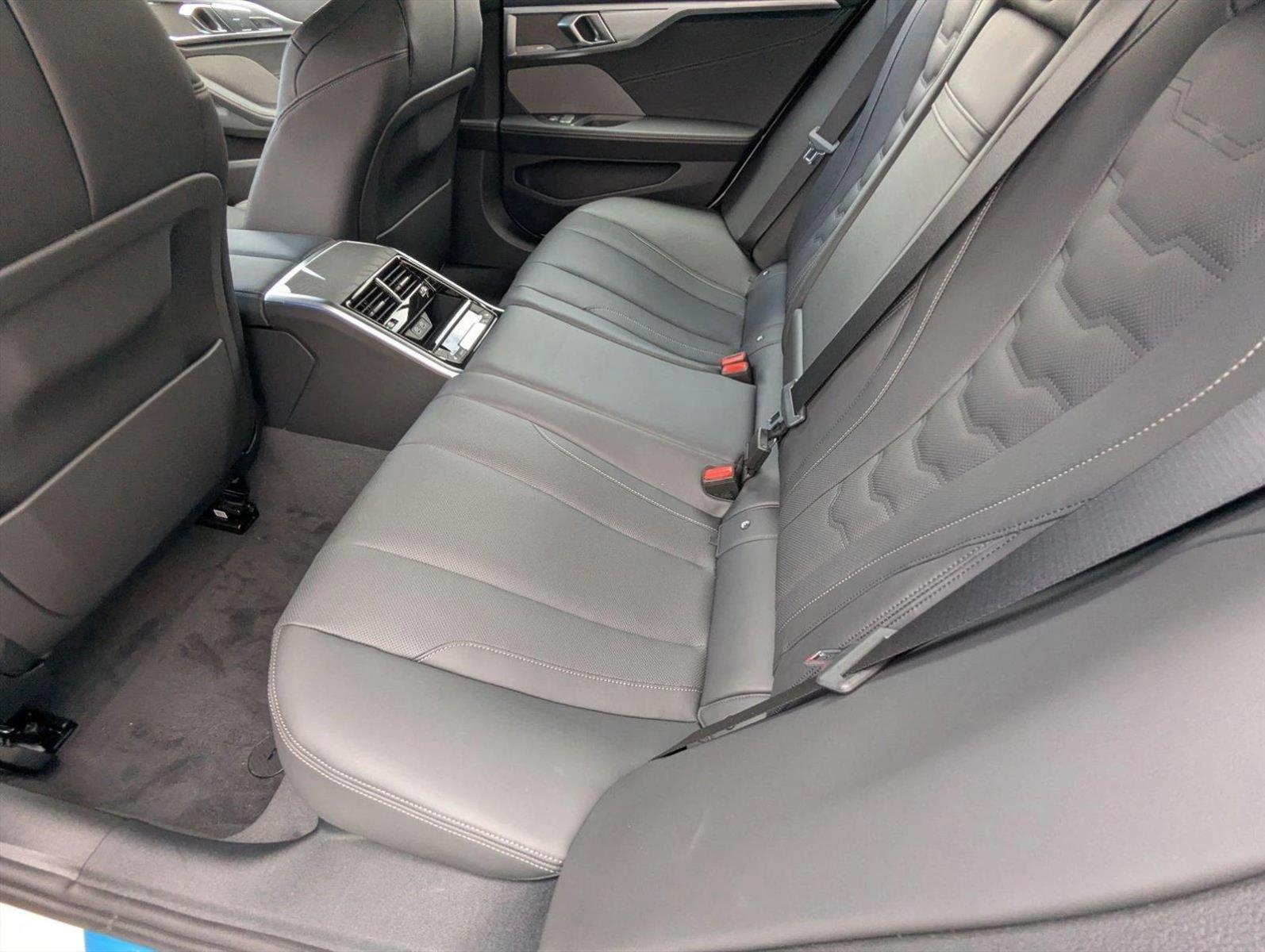 2026 BMW 8 Series 840i - Photo 15