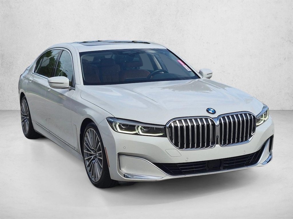 Used 2022 BMW 740i Sedan