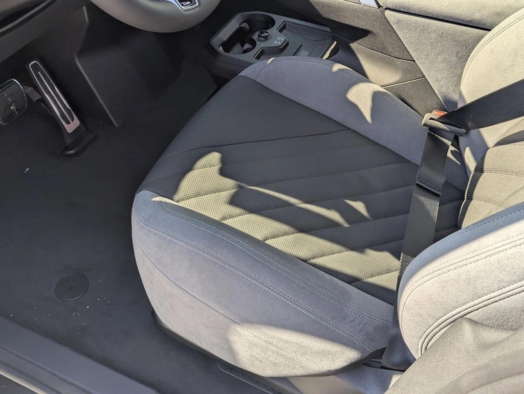 New 2026 BMW iX xDrive60 SUV