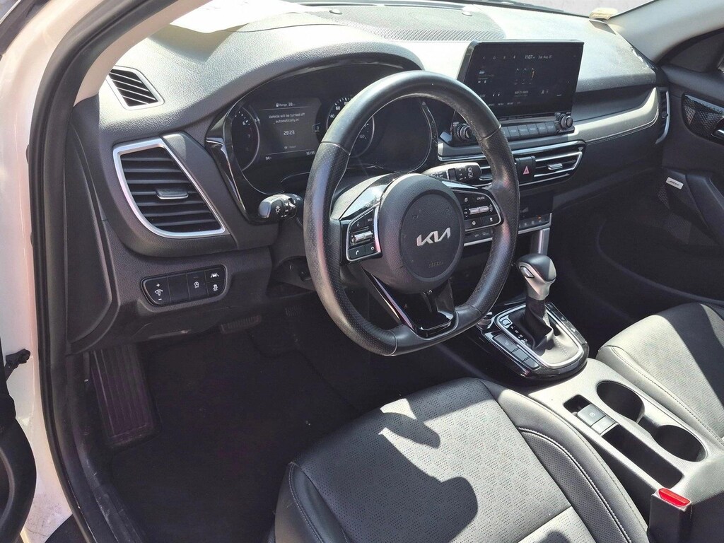 Used 2022 Kia Seltos SX SUV