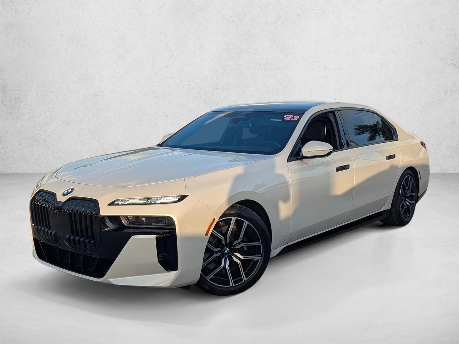 2023 BMW 7 Series 760i's photo