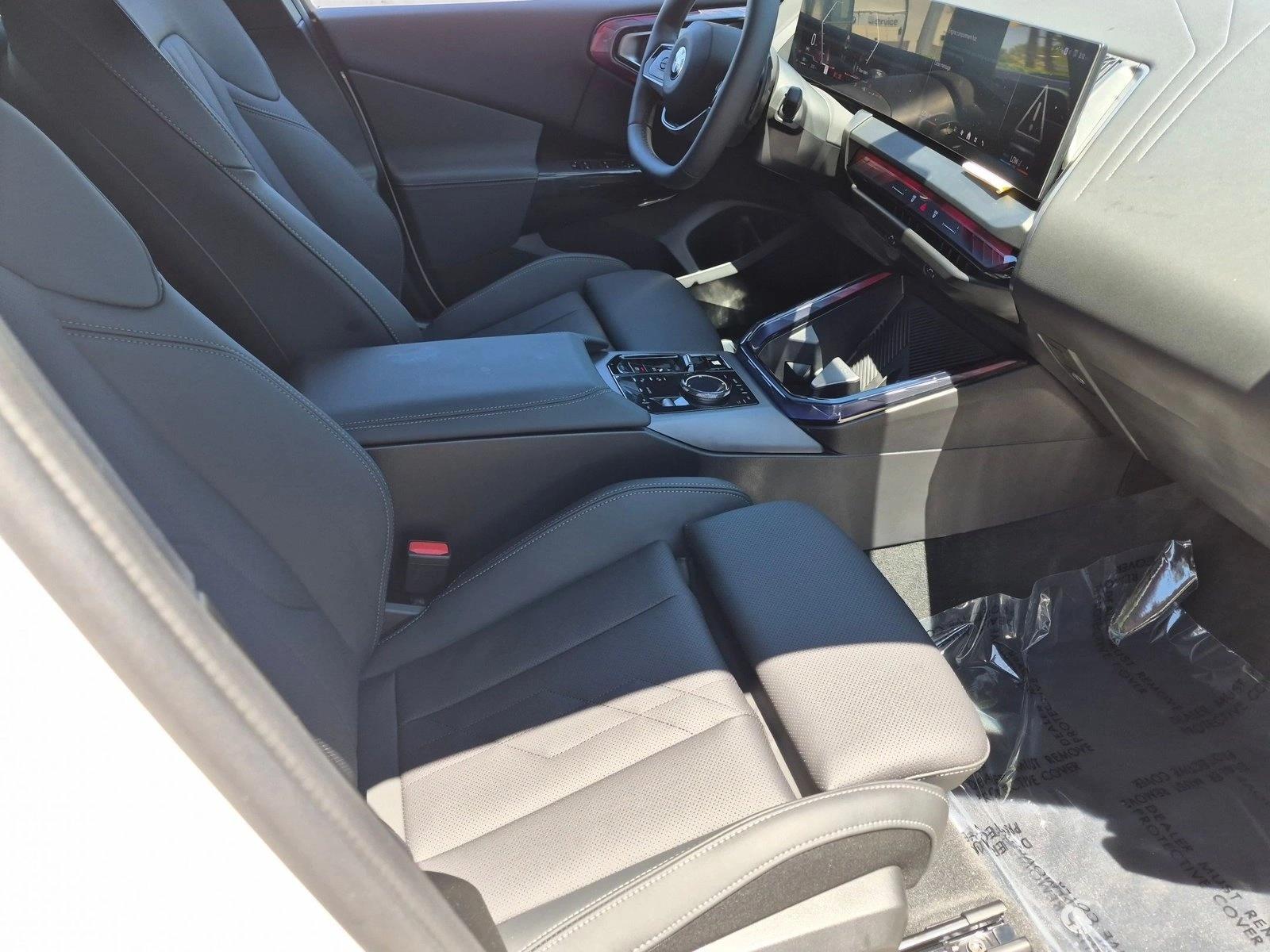 2026 BMW X3 30 - Photo 21