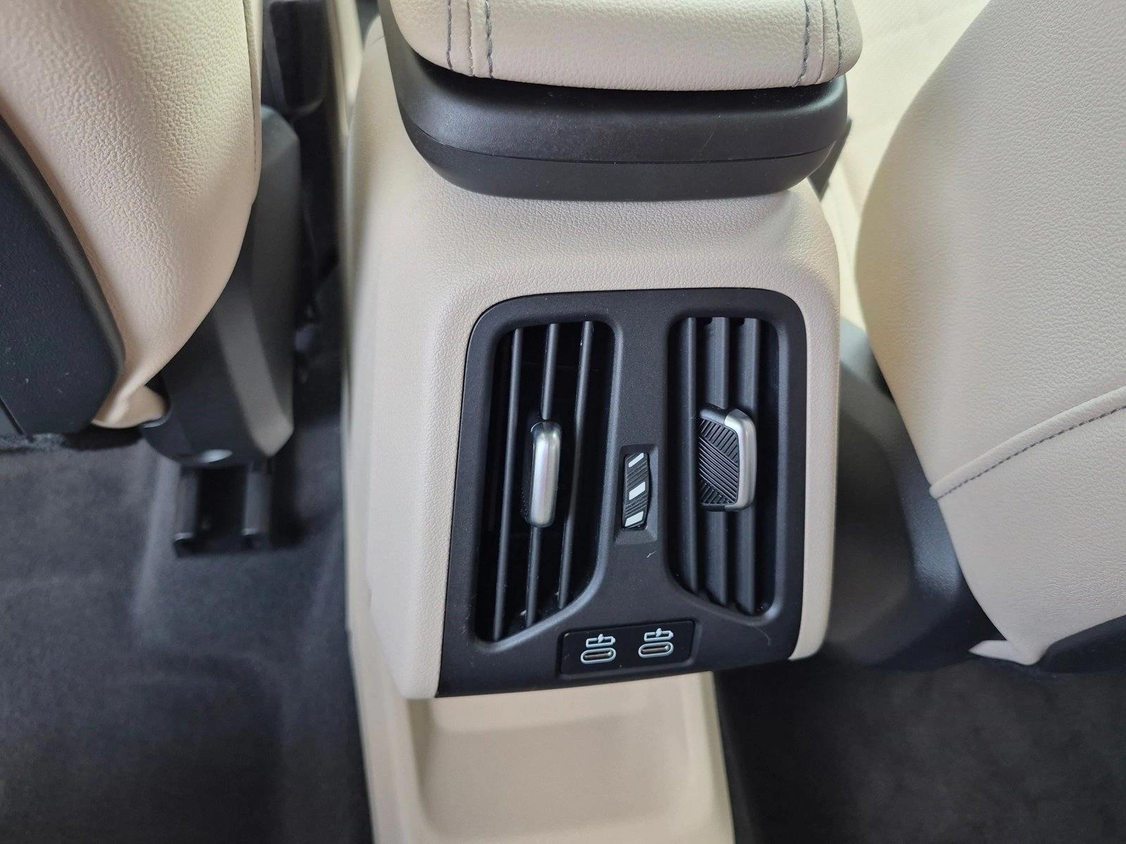 2023 BMW X1 28i - Photo 18