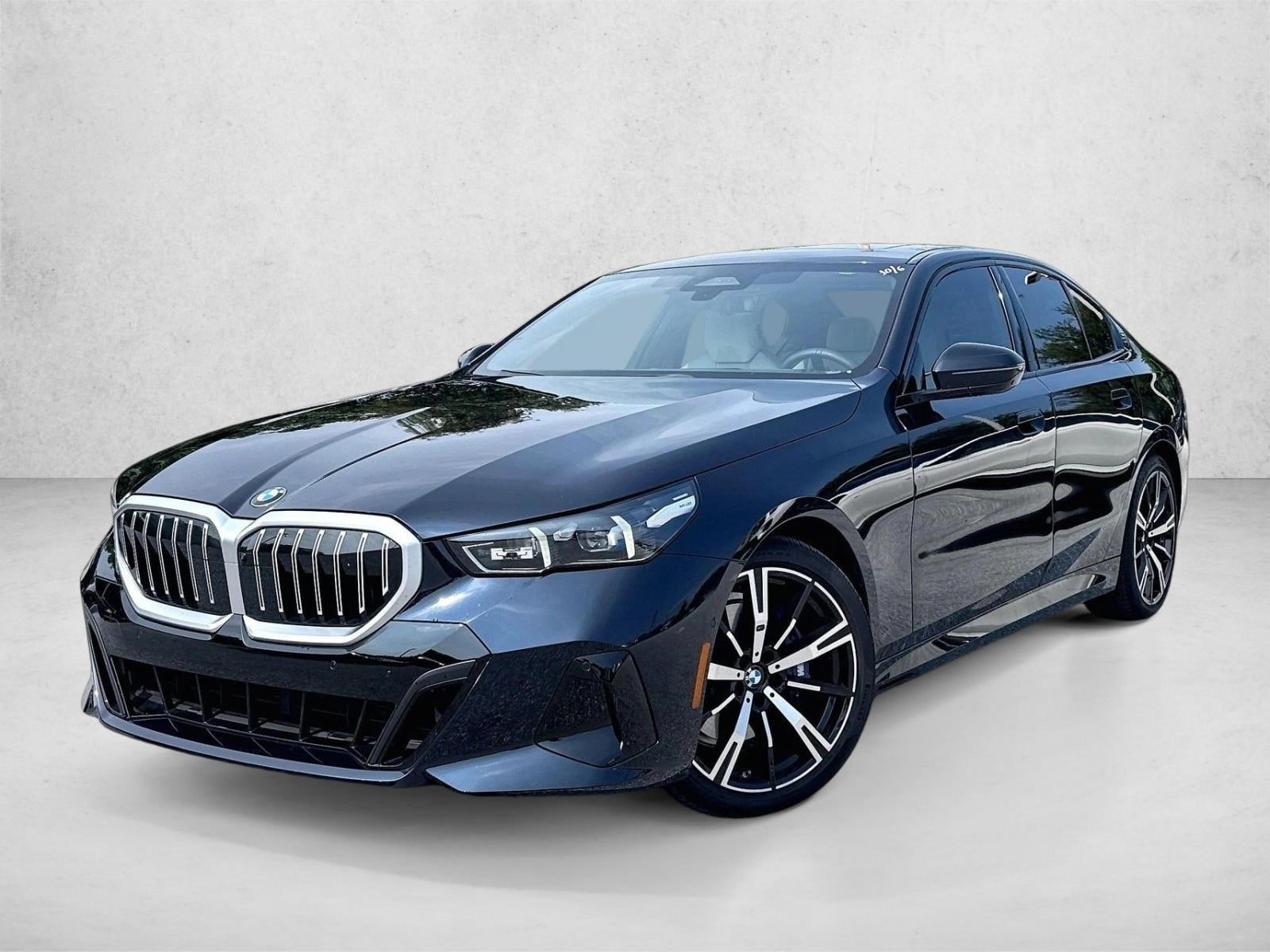 2026 BMW 5 Series 530i