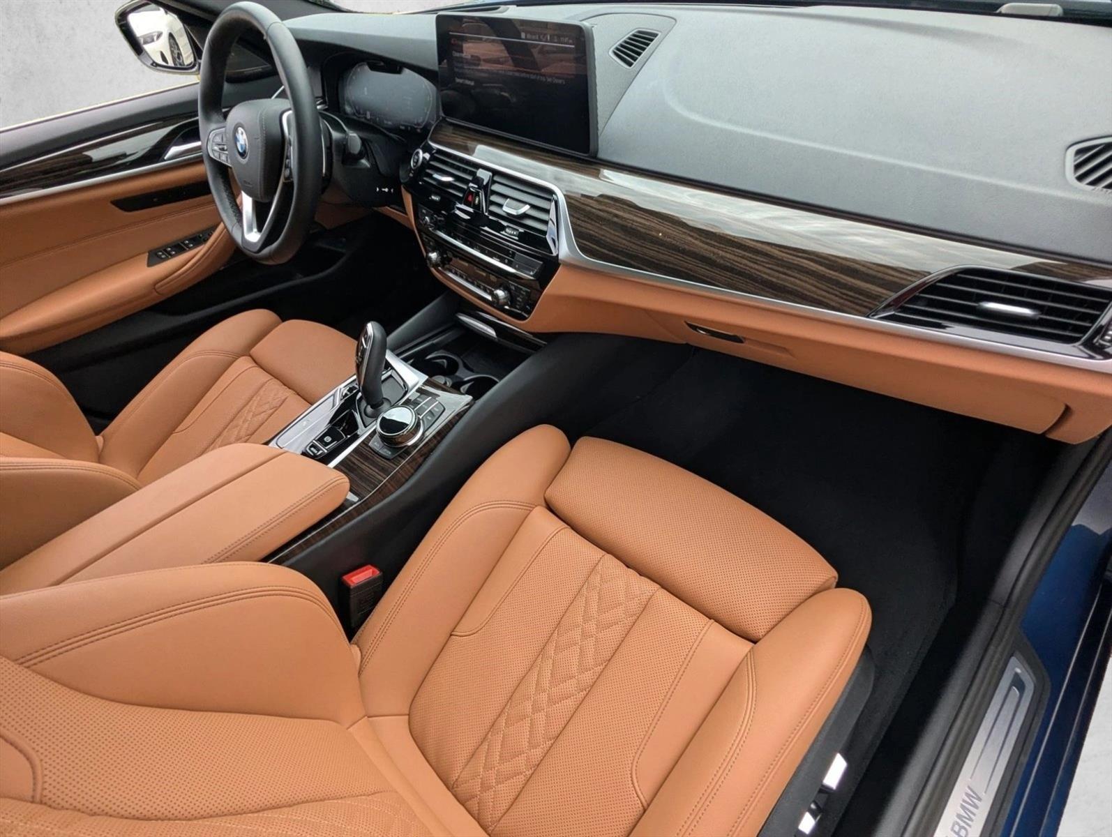 2023 BMW 5 Series 530i - Photo 23