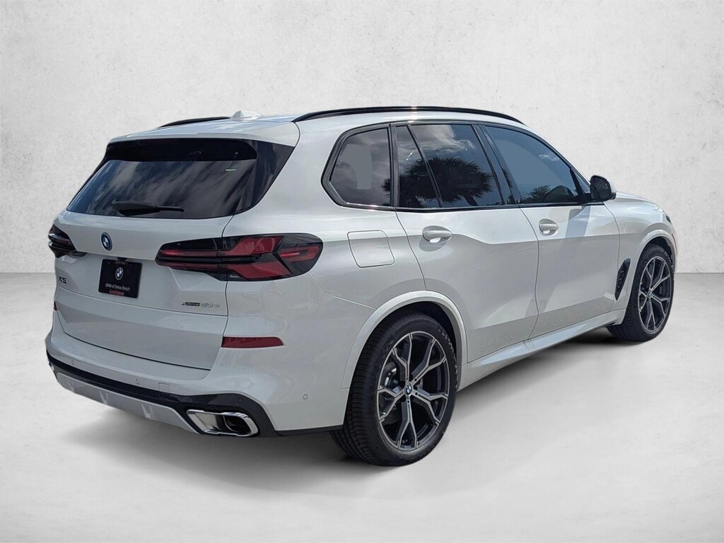 New 2026 BMW X5 PHEV xDrive50e SUV