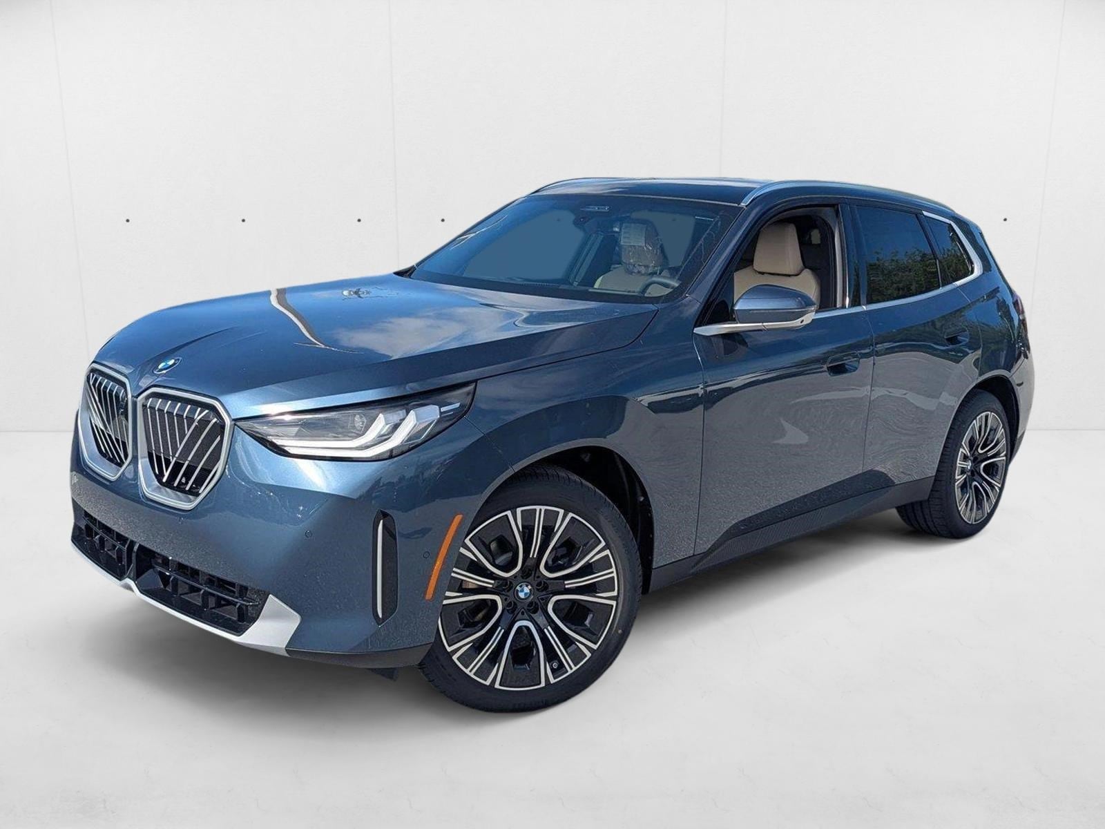 2025 BMW X3 30 XDRIVE's photo
