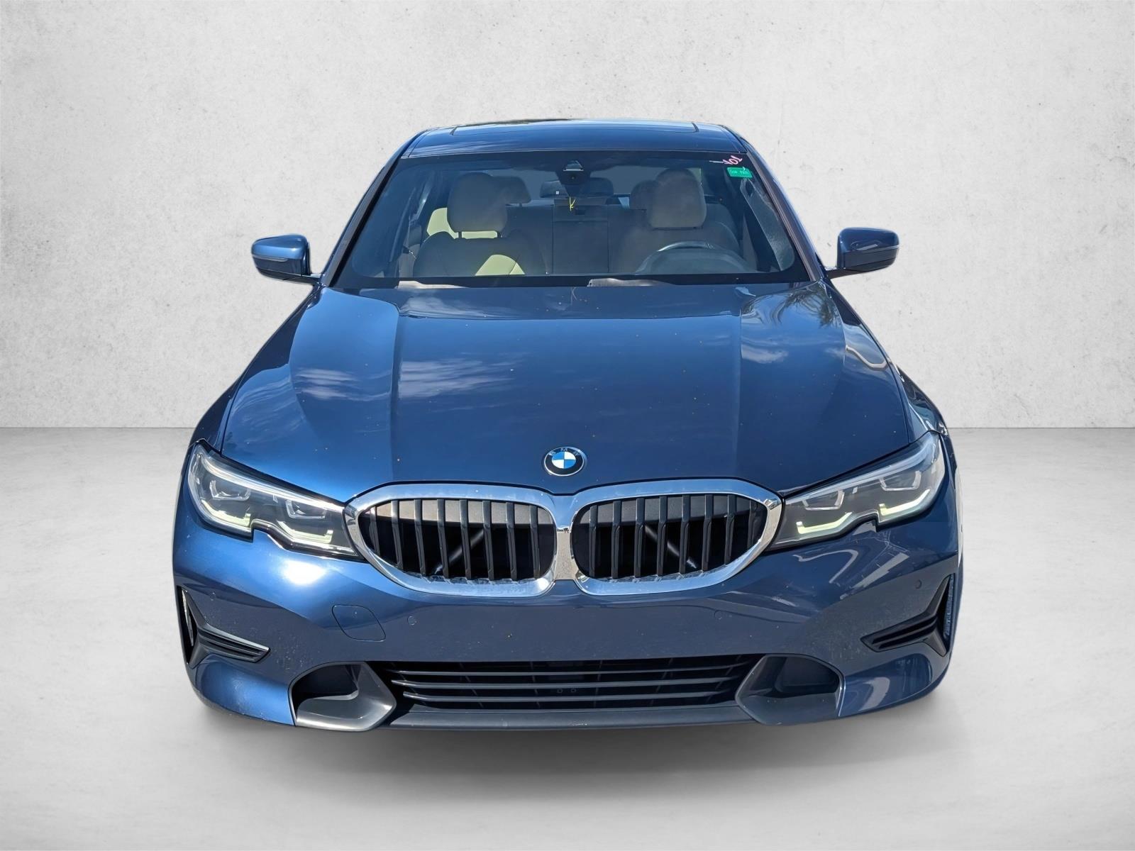 2021 Bmw 330i photo 2