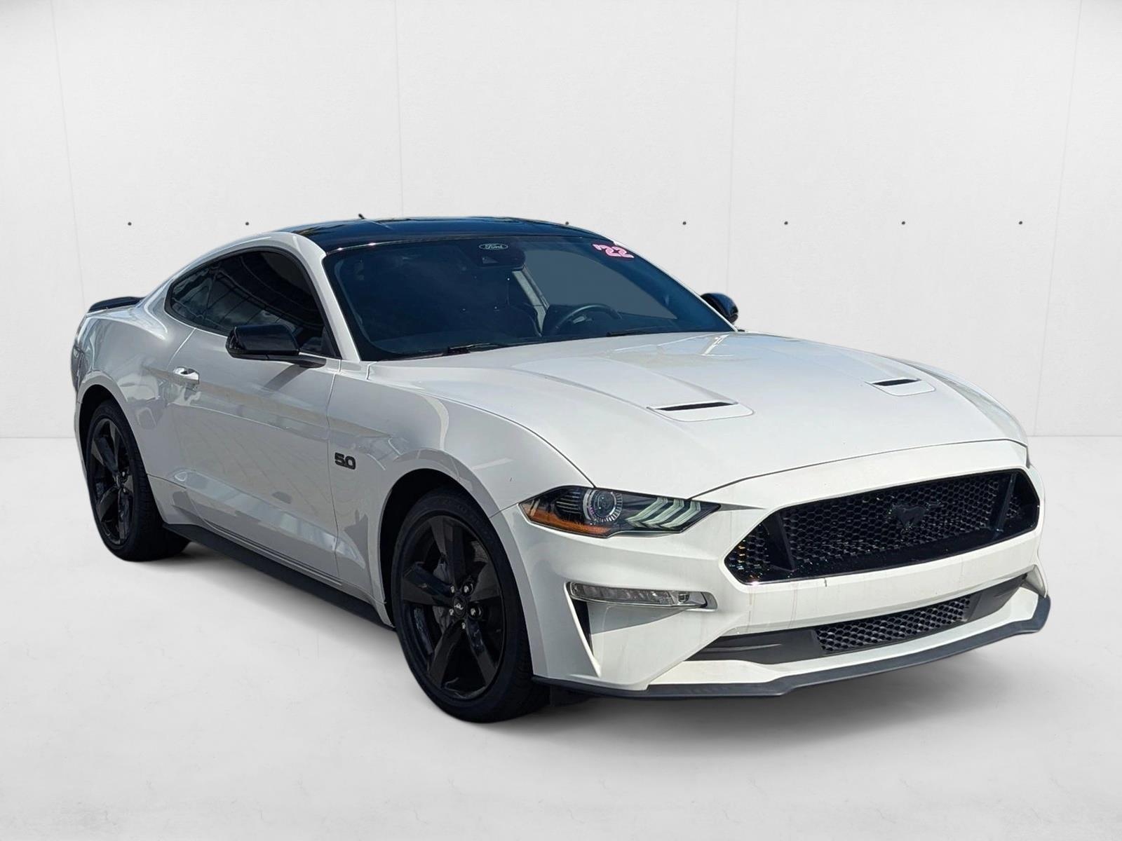 2022 Ford Mustang GT photo 3